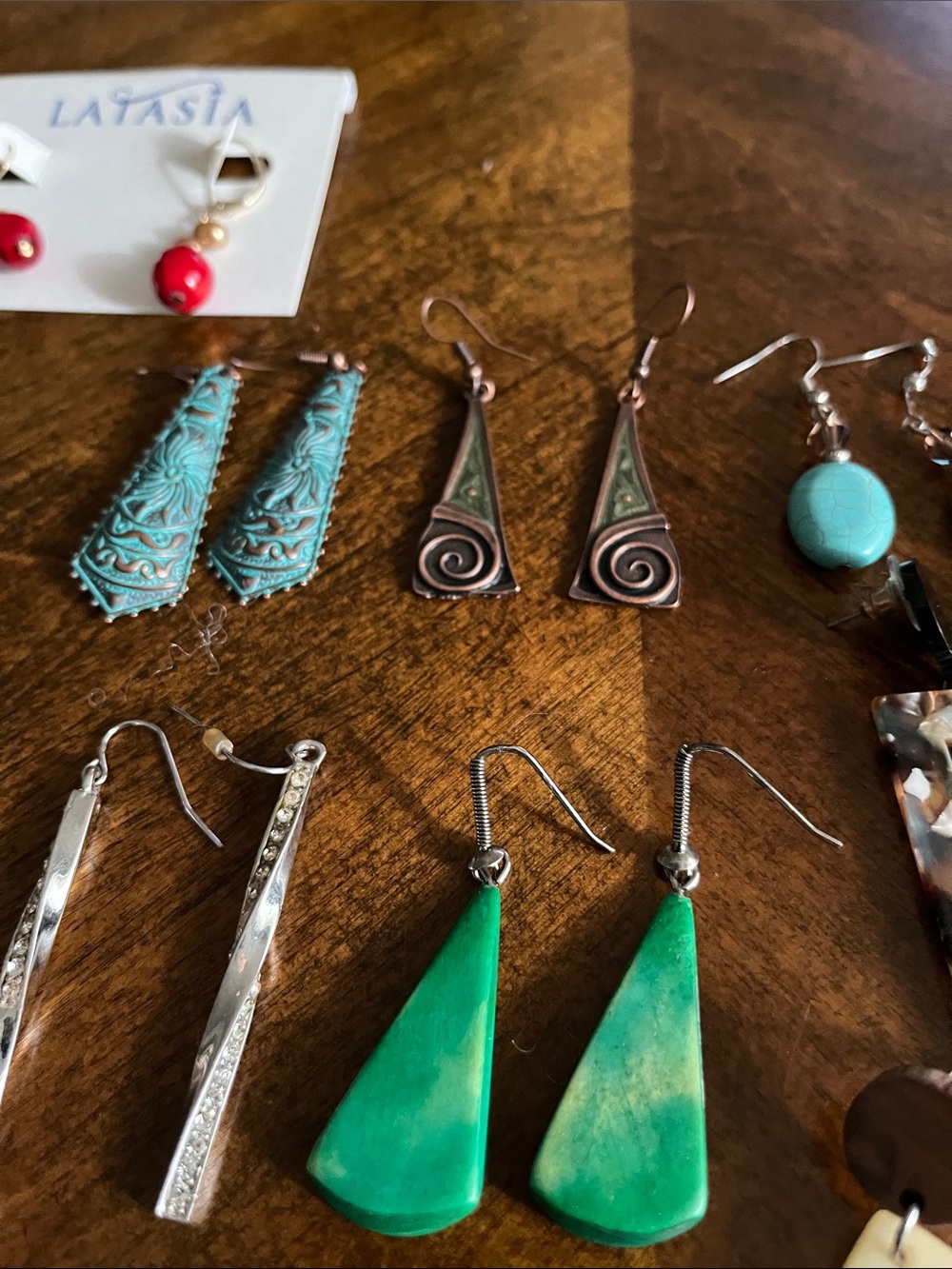 Assorted earring lot. Pierced - Picture 5 of 14